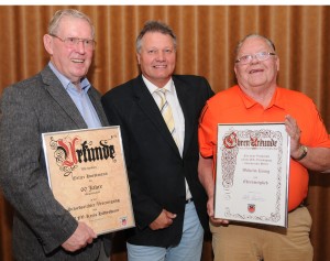 SR-Vereinigung_Horstmann König Klußmann3 Geehrt: Walter Horstmann und Wilhelm König mit Nachfolger Walter Klußmann