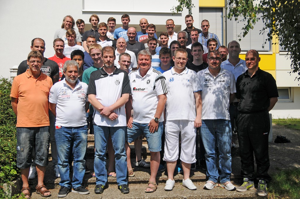 40 Schiedsrichter haben sich bei einem Tageslehrgang auf die neue Fußball-Saison vorbereitet.