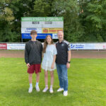 Mathilda Matz war einzige weibliche Teilnehmerin und Justus Hielscher machte 0 Fehler - rechts Marcin Kuczera (KSO)